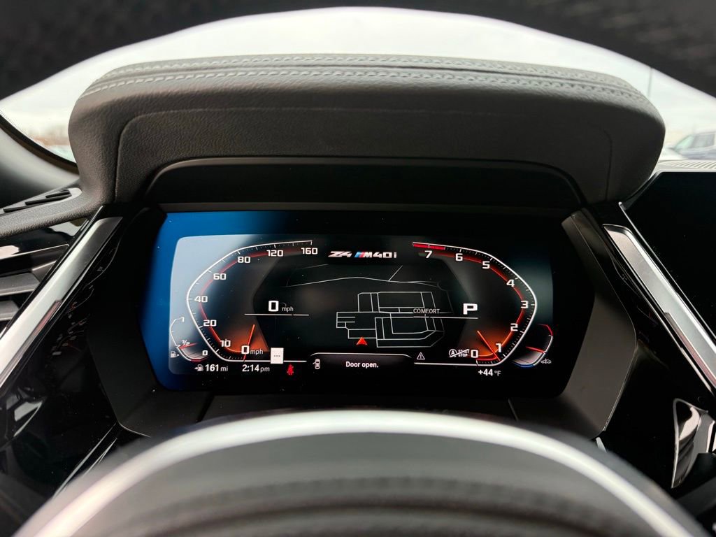 Used 2024 BMW Z4 M40i w/ Premium Package image 24