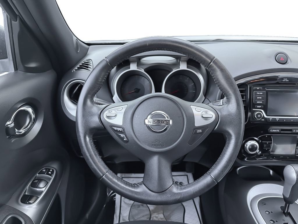 Used 2016 Nissan Juke SV w/ Cold Weather Package image 17