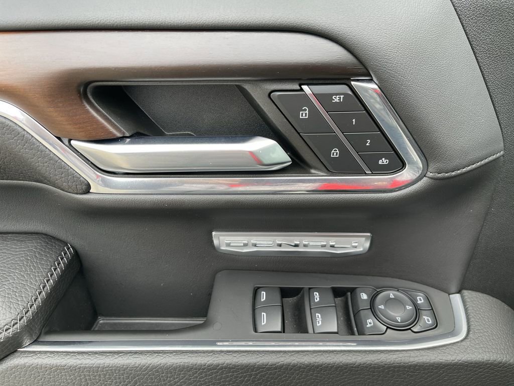 Certified 2024 GMC Sierra 1500 Denali AWD/4WD image 24
