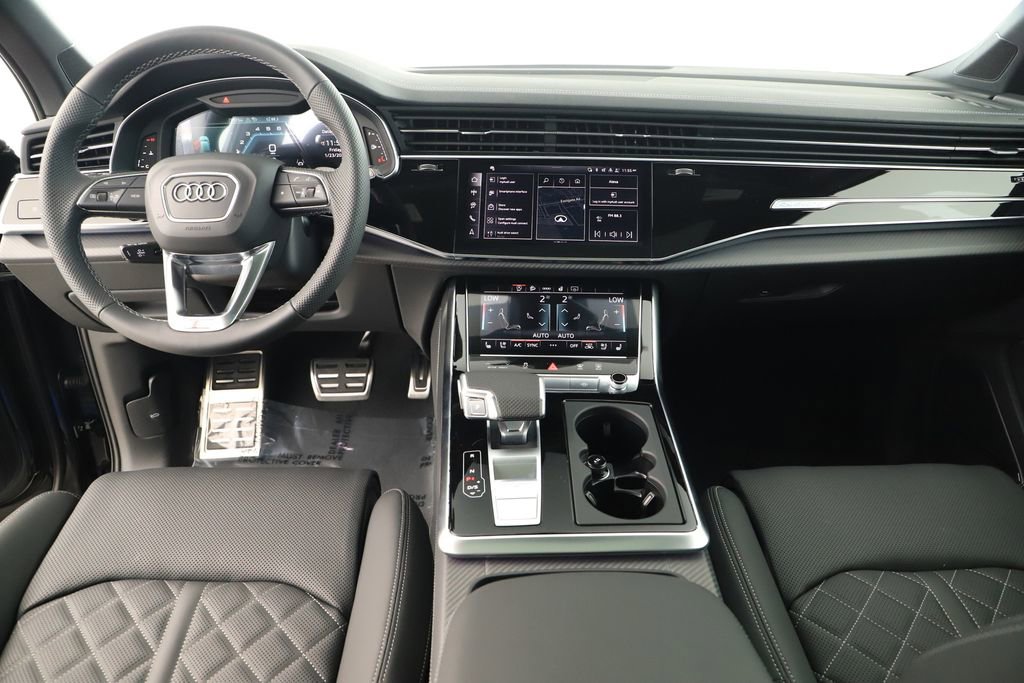 New 2026 Audi SQ7 Premium Plus AWD/4WD image 18