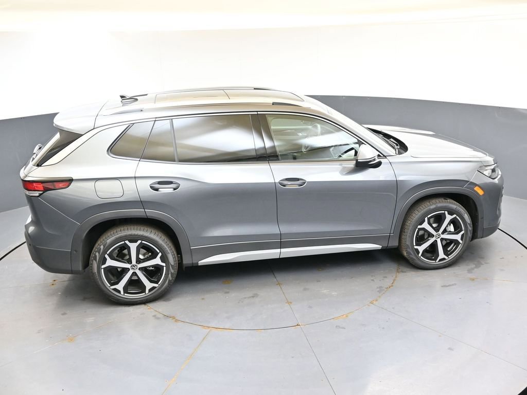 New 2026 Volkswagen Tiguan SE AWD/4WD image 50