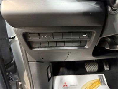 New 2026 Mitsubishi Outlander SE AWD/4WD image 28