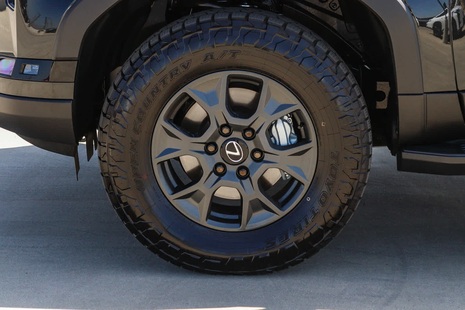 Certified 2026 Lexus GX 550 AWD/4WD image 12