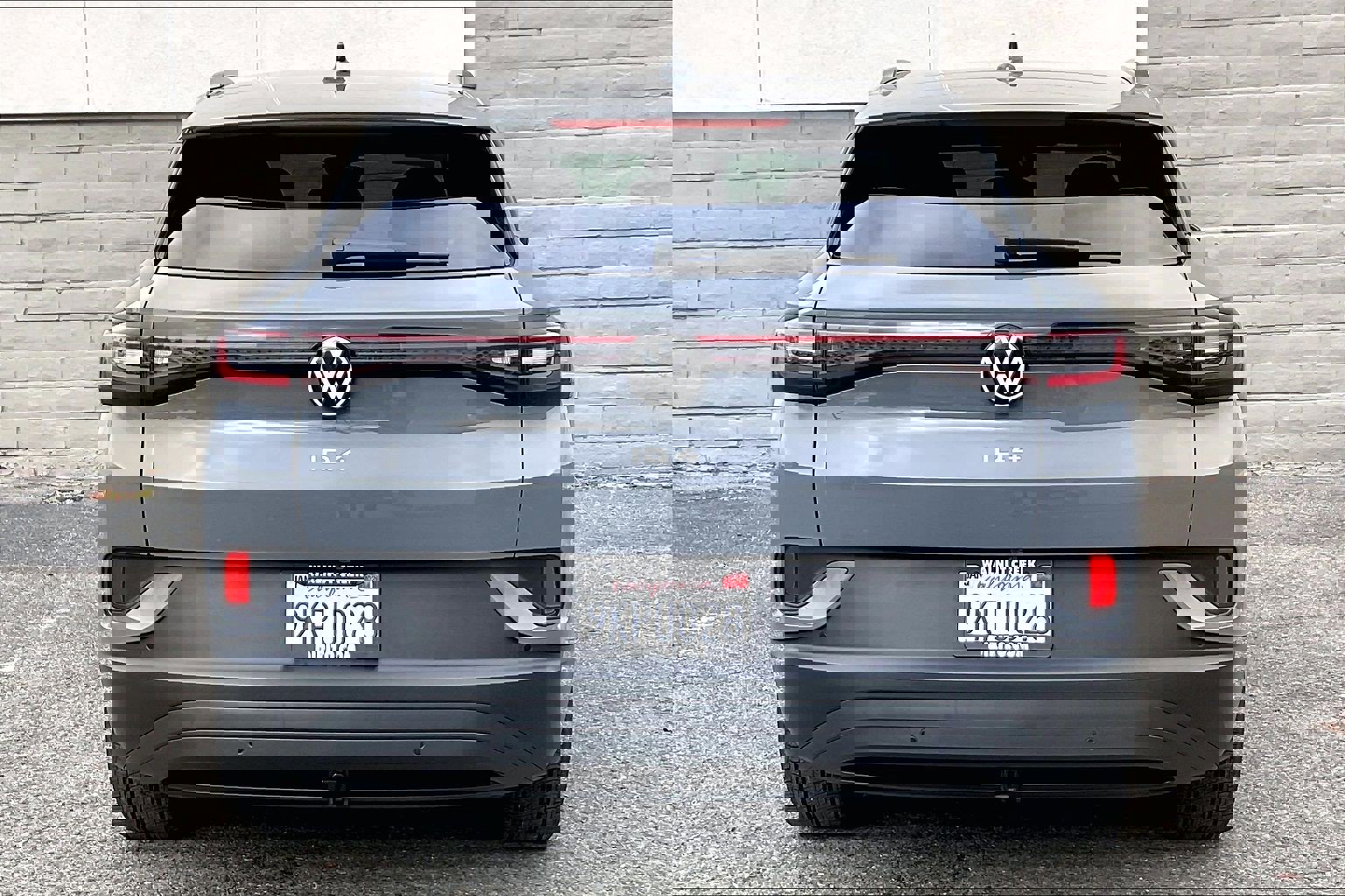 Certified 2023 Volkswagen ID.4 Pro image 3