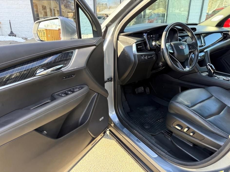 Certified 2020 Cadillac XT6 Premium Luxury image 18