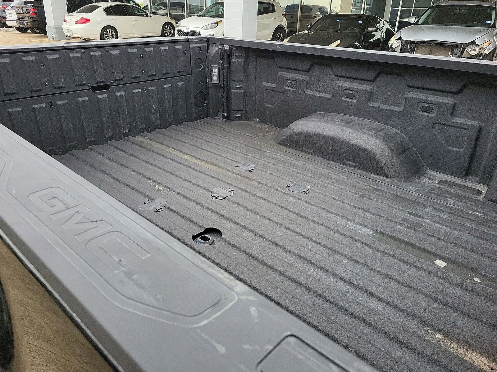 Used 2025 GMC Sierra 2500 AT4 w/ AT4 Premium Plus Package image 27