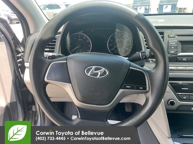 Used 2017 Hyundai Elantra SE FWD image 22