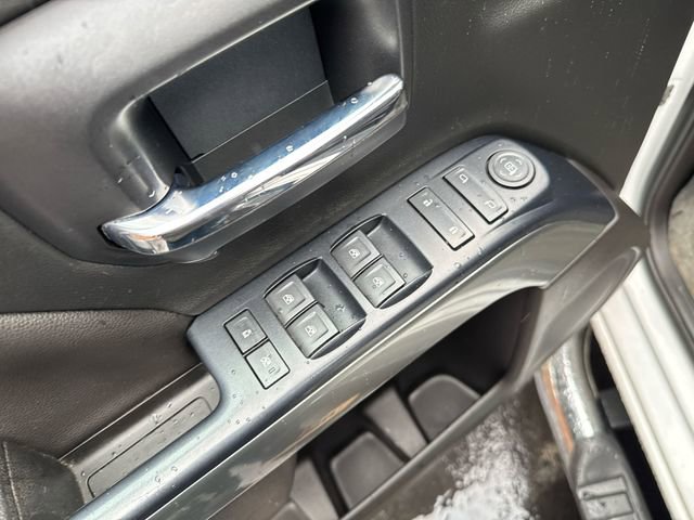 Used 2018 Chevrolet Silverado 1500 LT w/ All Star Edition image 18