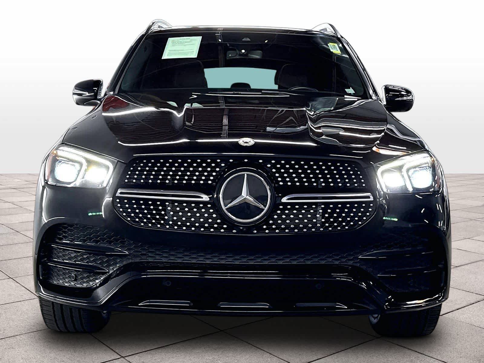 Used 2021 Mercedes-Benz GLE 450 4MATIC image 3