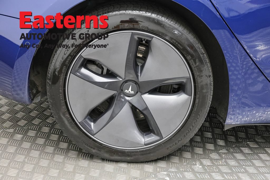 Used 2019 Tesla Model 3 Standard Range RWD image 23