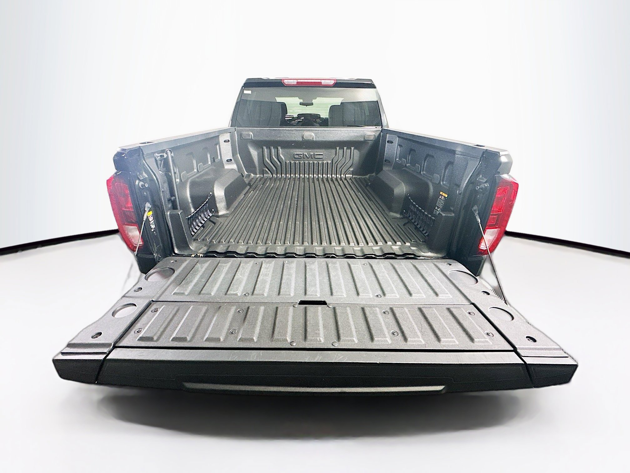 Used 2024 GMC Sierra 1500 Elevation image 29