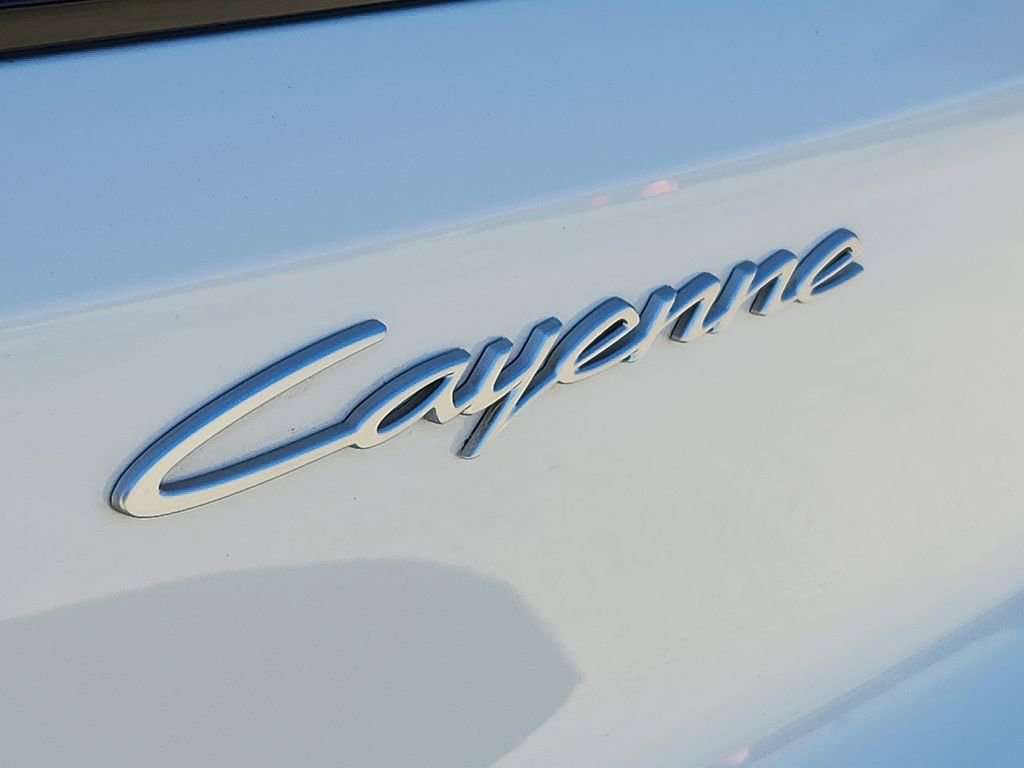 Certified 2025 Porsche Cayenne Coupe AWD/4WD image 31