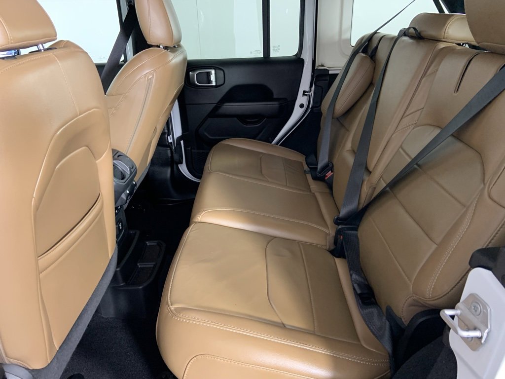 Used 2021 Jeep Wrangler Unlimited Sahara image 20