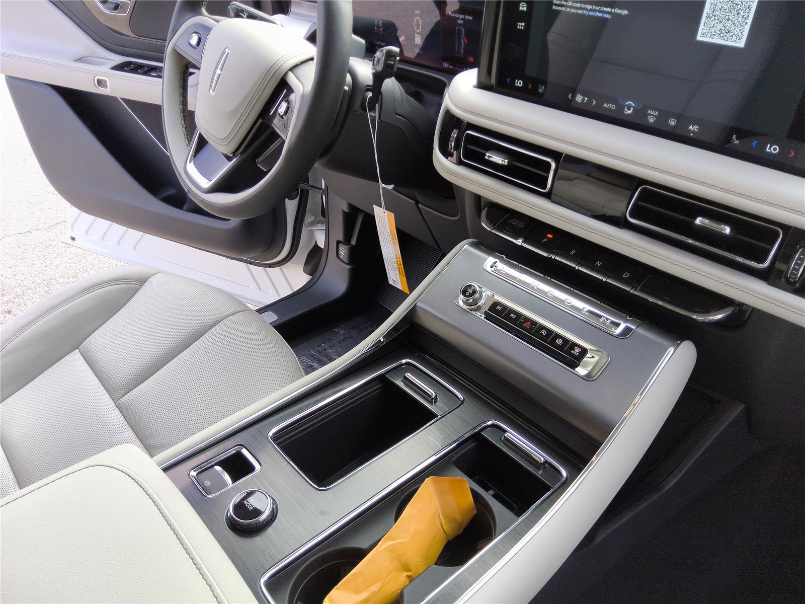 New 2026 Lincoln Aviator 2WD image 27