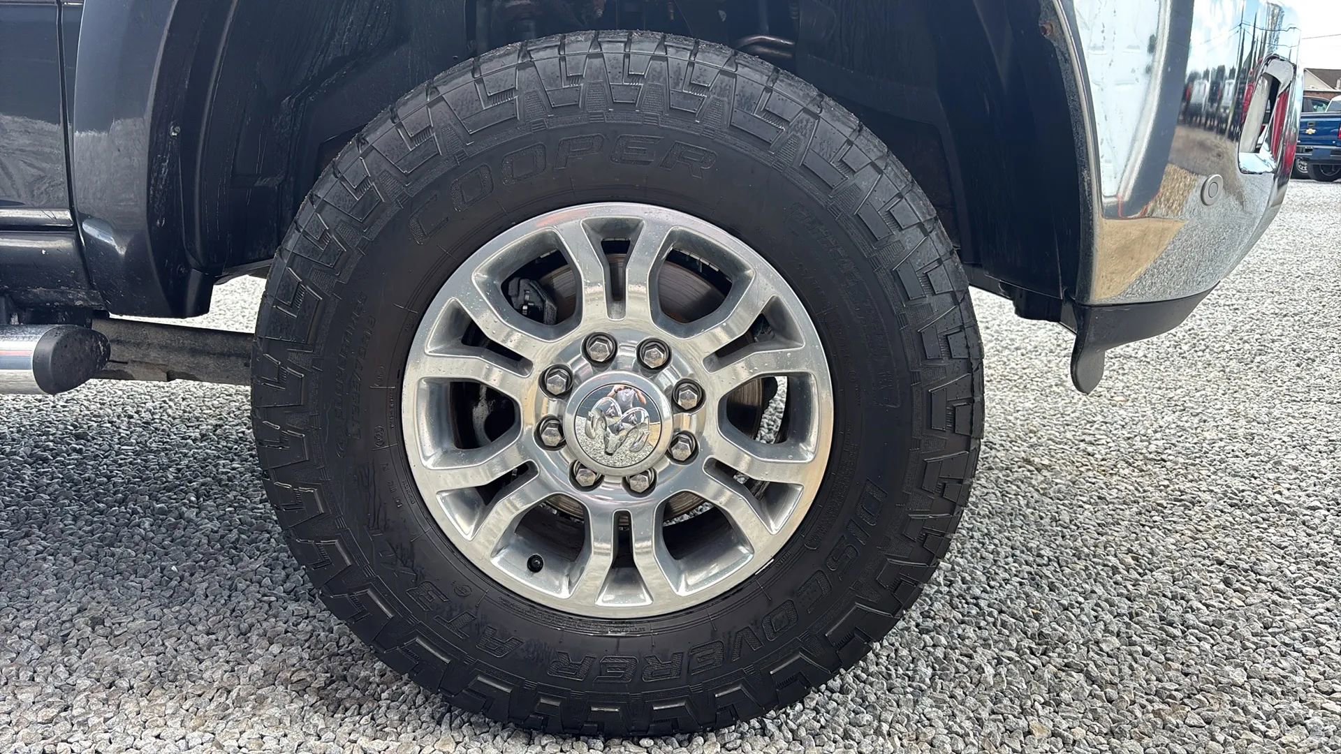 Used 2017 RAM 2500 Laramie w/ Convenience Group AWD/4WD image 8