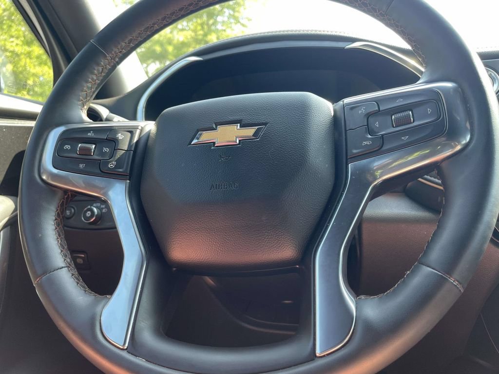 Used 2023 Chevrolet Blazer Premier w/ Enhanced Convenience Package FWD image 28