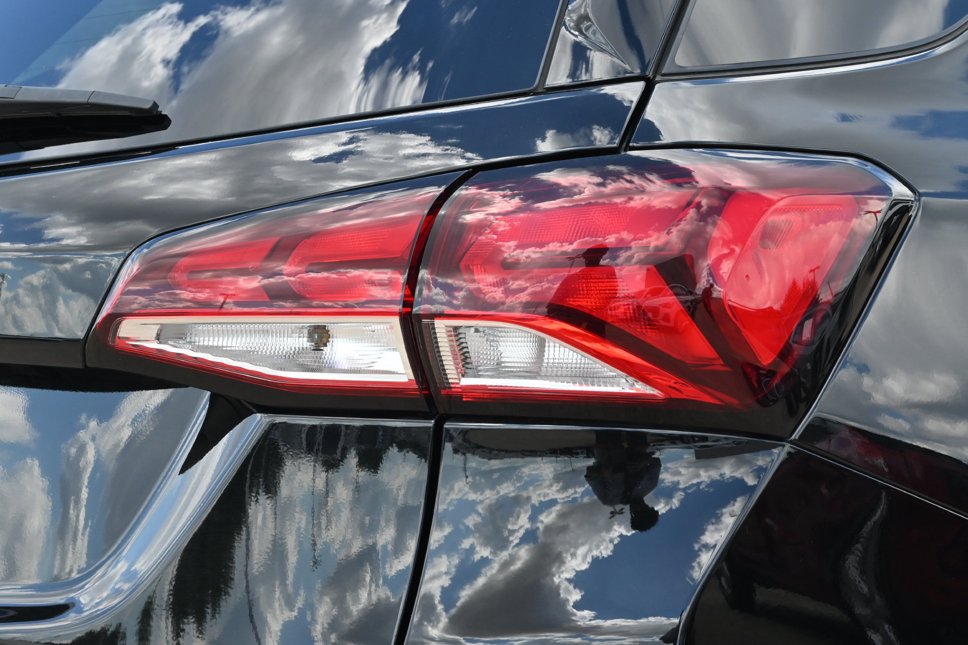 Used 2024 Chevrolet Equinox LT FWD image 21