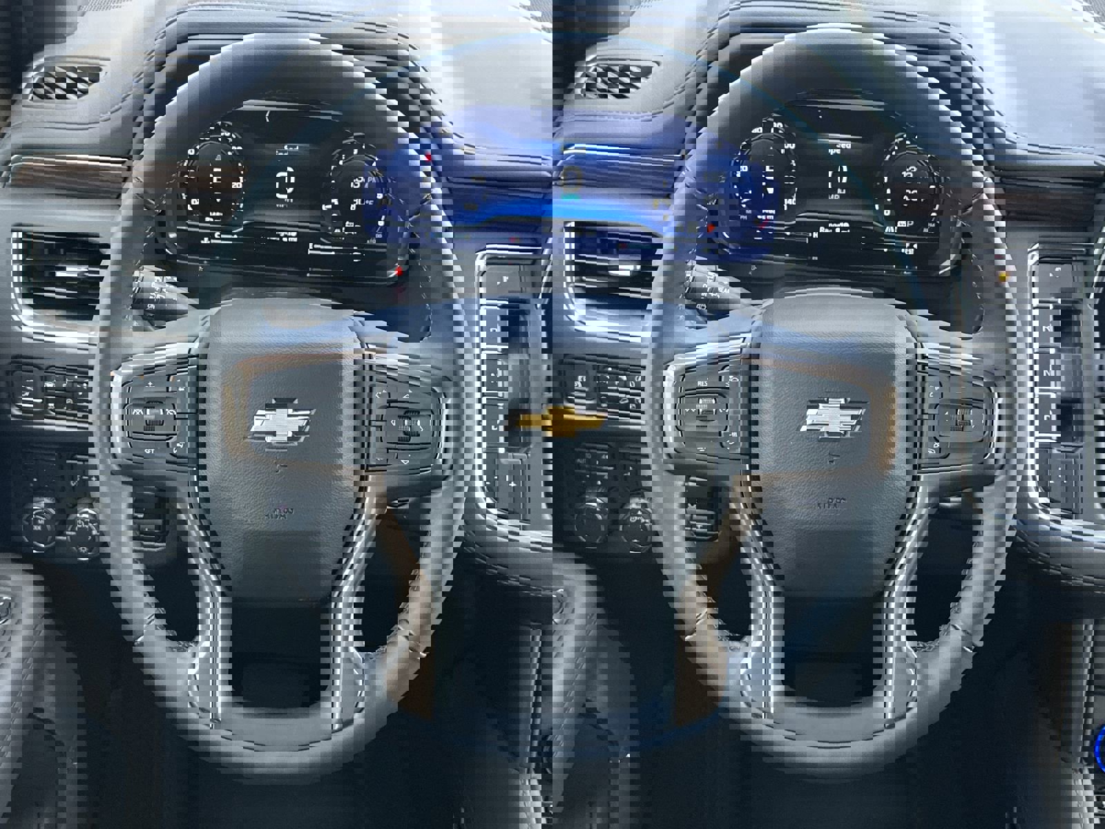 Used 2024 Chevrolet Tahoe High Country w/ Premium Package image 19