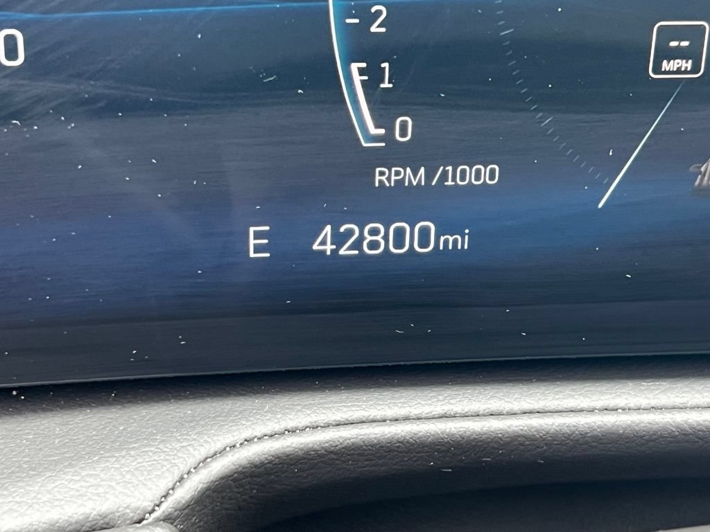 Used 2024 Cadillac XT4 Premium Luxury AWD/4WD image 23