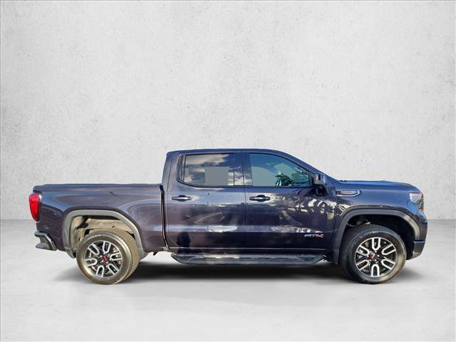 Used 2023 GMC Sierra 1500 AT4 w/ AT4 Premium Package AWD/4WD image 4