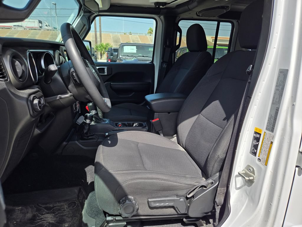 Used 2023 Jeep Wrangler Unlimited Sport AWD/4WD image 9
