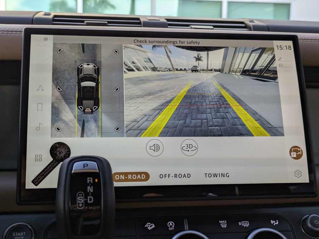 New 2026 Land Rover Defender 110 X-Dynamic SE image 24