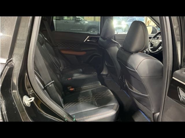 Used 2023 Mitsubishi Outlander SEL 40th Anniversary image 18