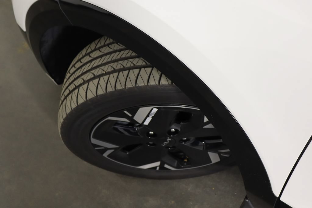 Used 2023 Kia Niro Wind FWD image 43
