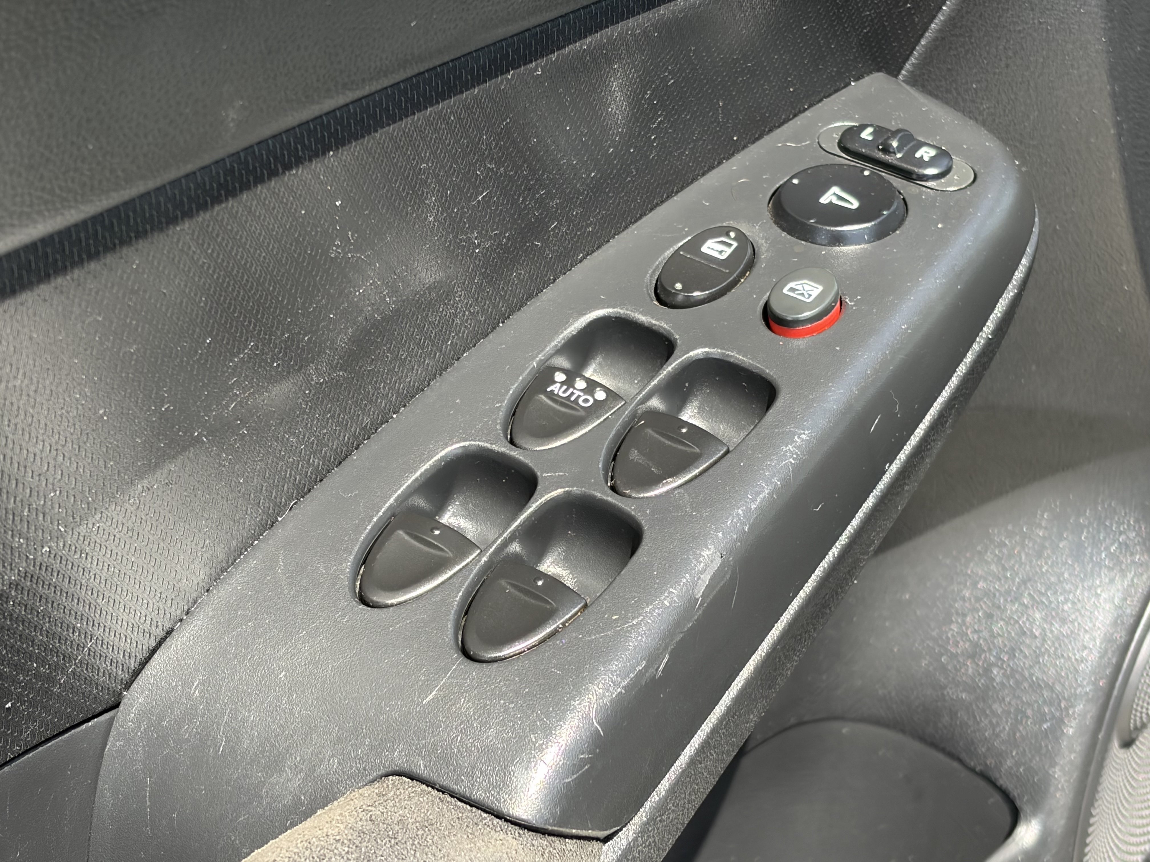 Used 2010 Honda Civic LX-S image 28