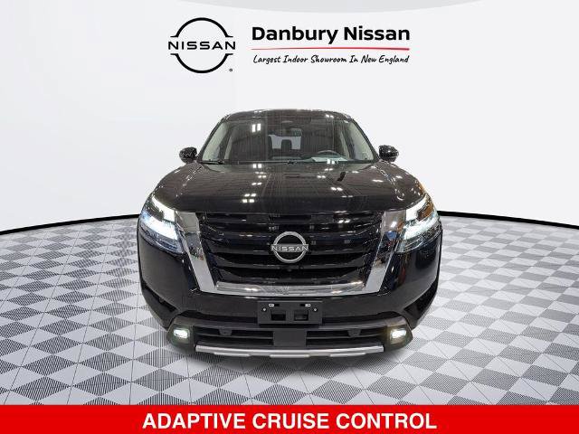 Certified 2022 Nissan Pathfinder Platinum w/ Cargo Package AWD/4WD image 10