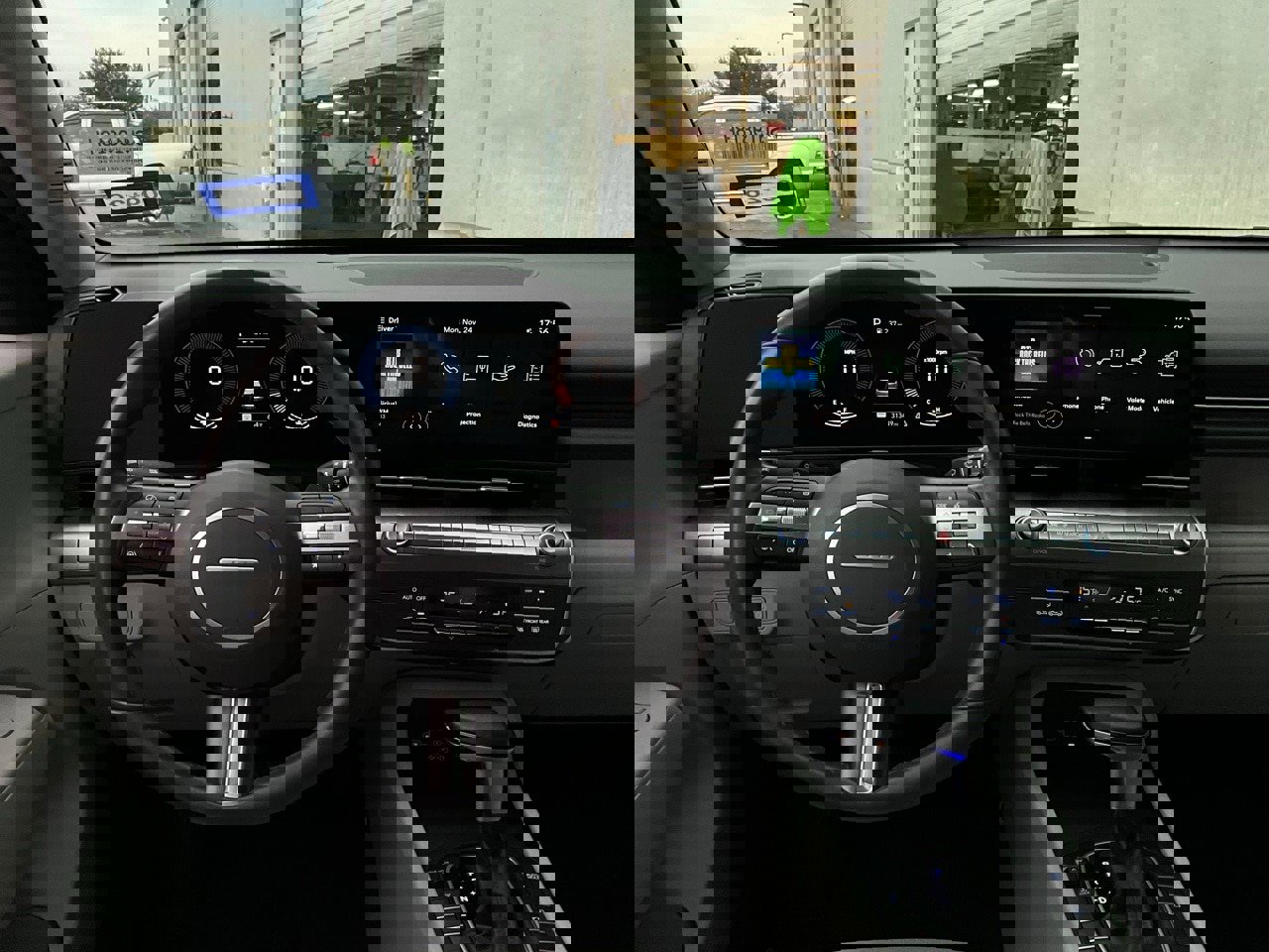 Used 2025 Hyundai Kona SEL image 14