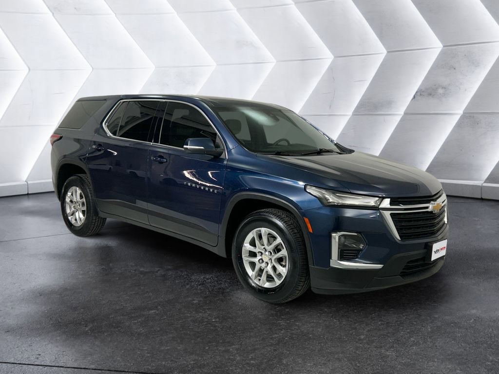 Used 2023 Chevrolet Traverse LS w/ Safety Package
