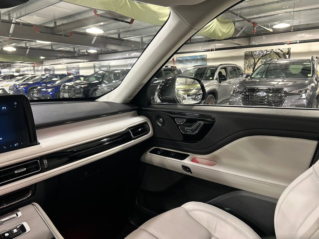 Used 2026 Lincoln Aviator Reserve w/ Illumination Package image 26