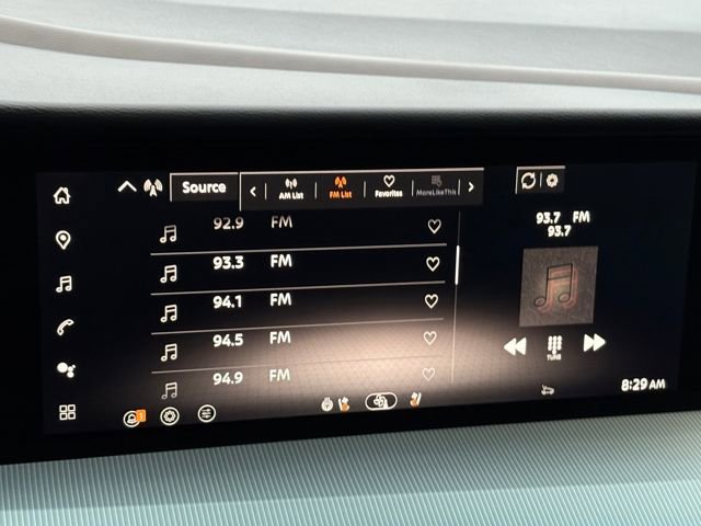 Certified 2025 Nissan Murano Platinum w/ Cargo Package image 17