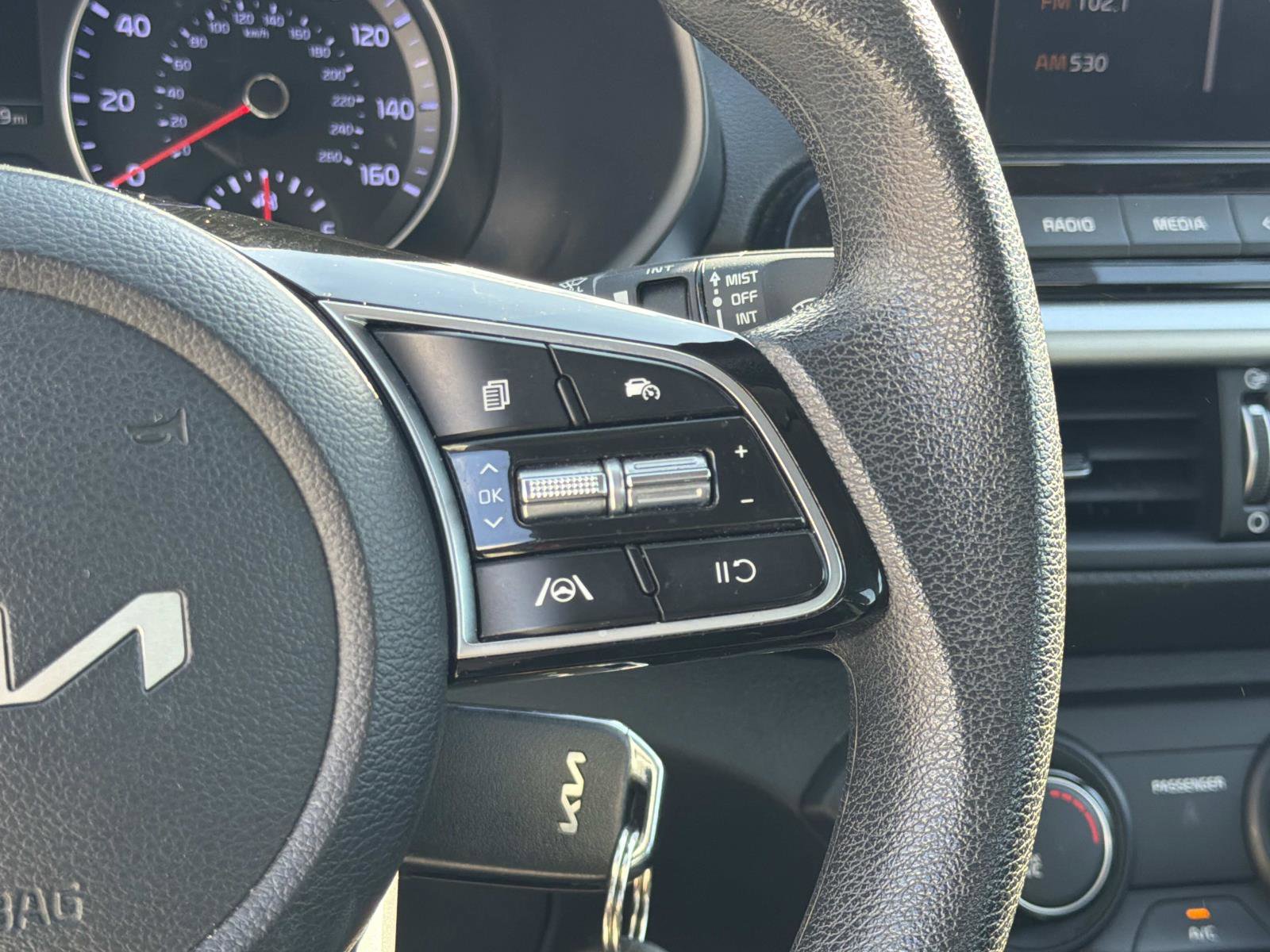 Used 2023 Kia Forte LXS image 10