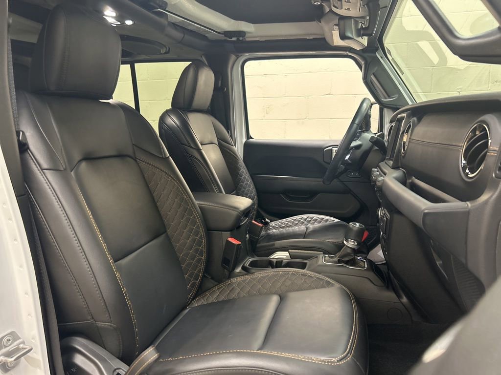 Used 2021 Jeep Wrangler Unlimited Sahara AWD/4WD image 10