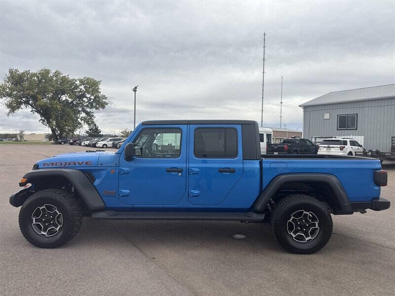 Used 2021 Jeep Gladiator Mojave image 3