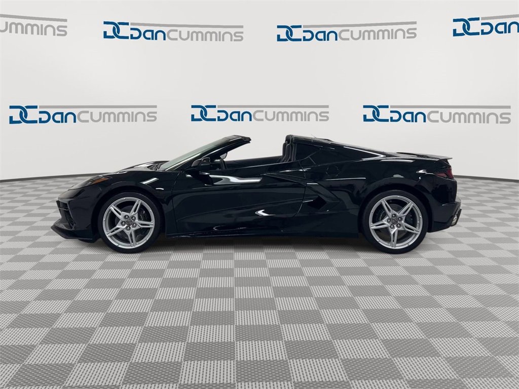 Used 2025 Chevrolet Corvette Stingray Coupe w/ 1LT image 5