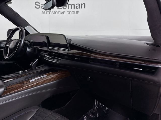 Used 2021 Cadillac Escalade ESV Sport Platinum w/ LPO, ONYX Package image 31