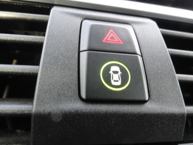 Used 2019 BMW X3 xDrive30i w/ Driving Assistance Package image 21