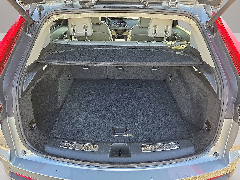 Used 2023 Cadillac XT4 Premium Luxury image 15