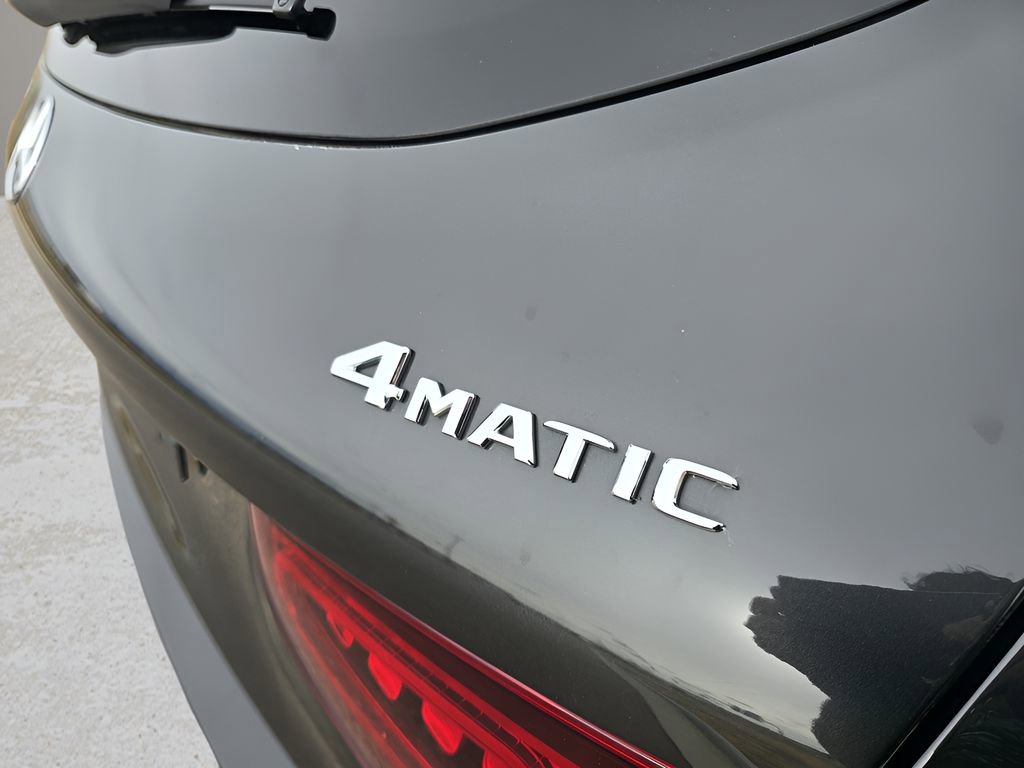 Used 2022 Mercedes-Benz GLC 300 4MATIC image 11