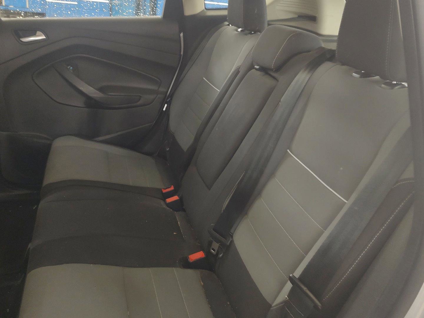 Used 2013 Ford C-MAX SE FWD image 16