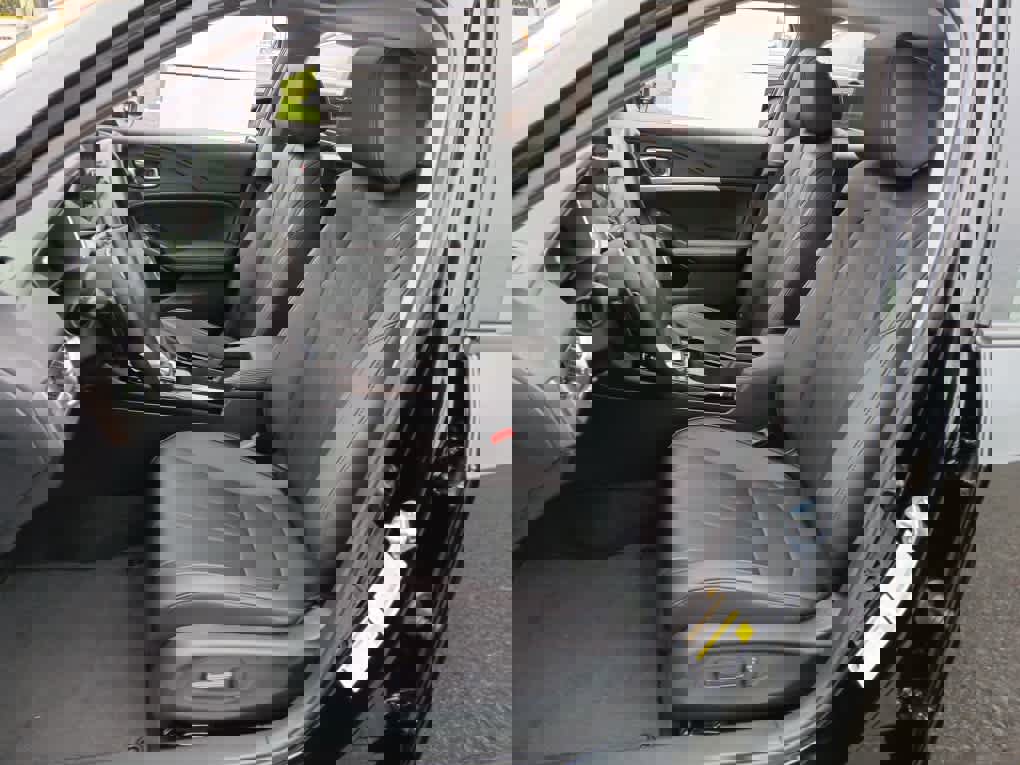 Used 2025 Acura Integra image 14