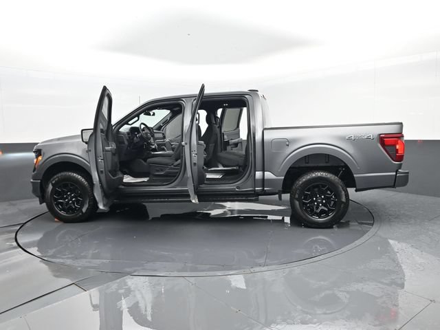 Used 2024 Ford F150 XLT w/ XLT Black Appearance Package AWD/4WD image 29
