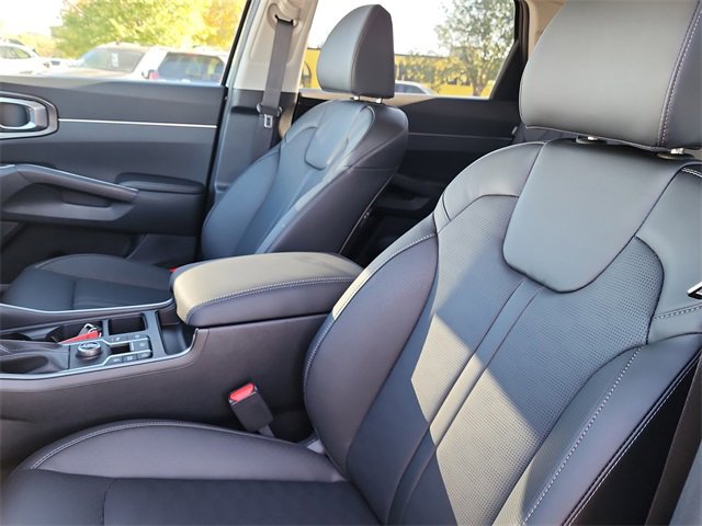 New 2026 Kia Sorento S image 13