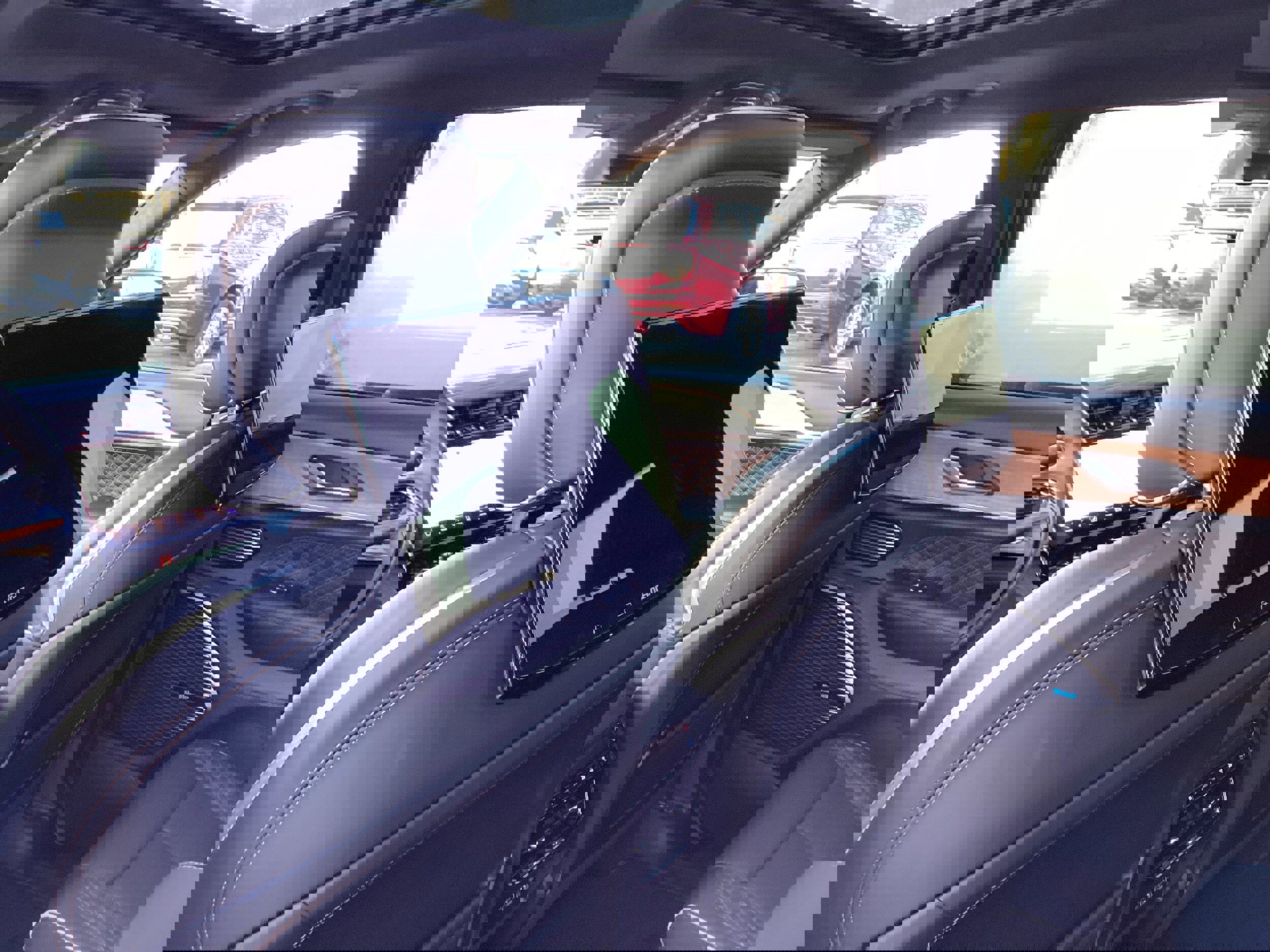 Used 2025 Jeep Grand Cherokee L Summit image 14