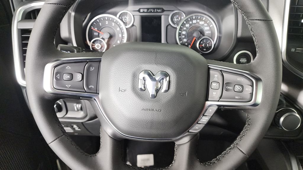 New 2026 RAM 1500 Big Horn AWD/4WD image 15