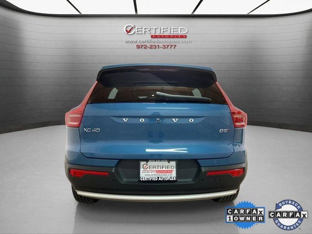 Used 2025 Volvo XC40 B5 Plus image 94