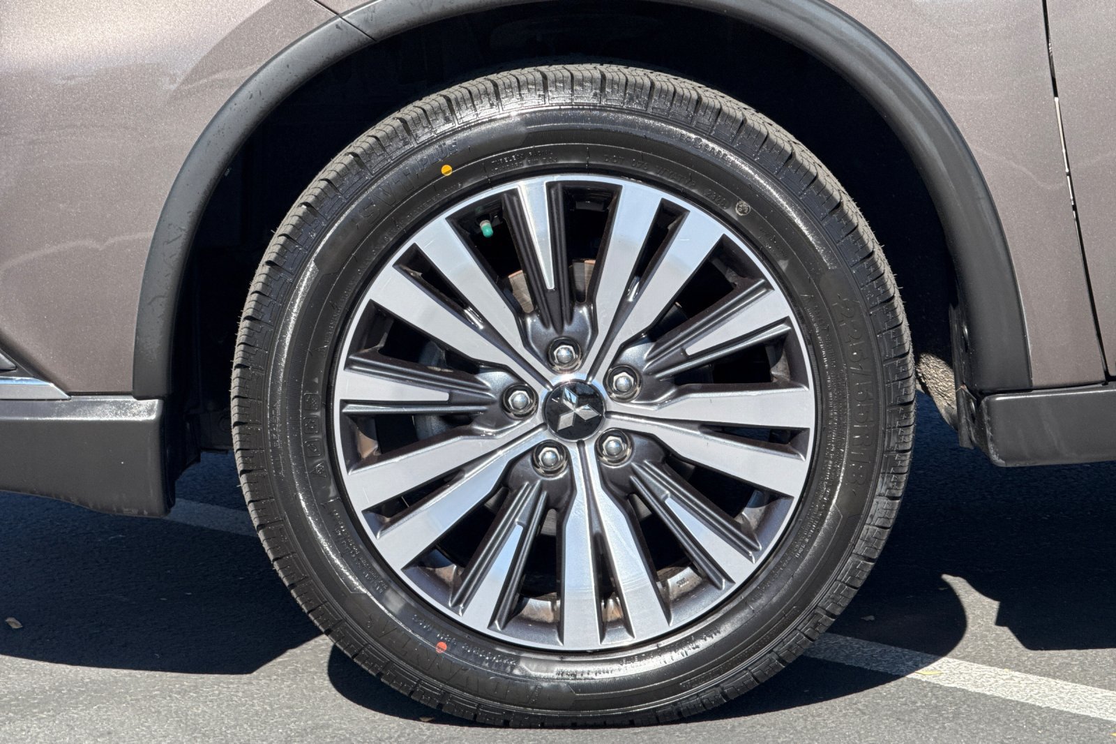 Used 2020 Mitsubishi Outlander ES FWD image 15
